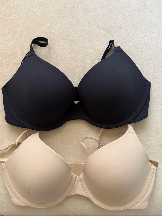 SKIMS Other - SKIMS T-Shirt Bra Pack - Black & Cream